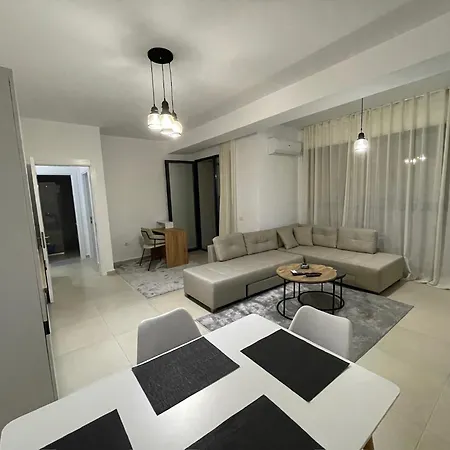 Ama's Flat 2